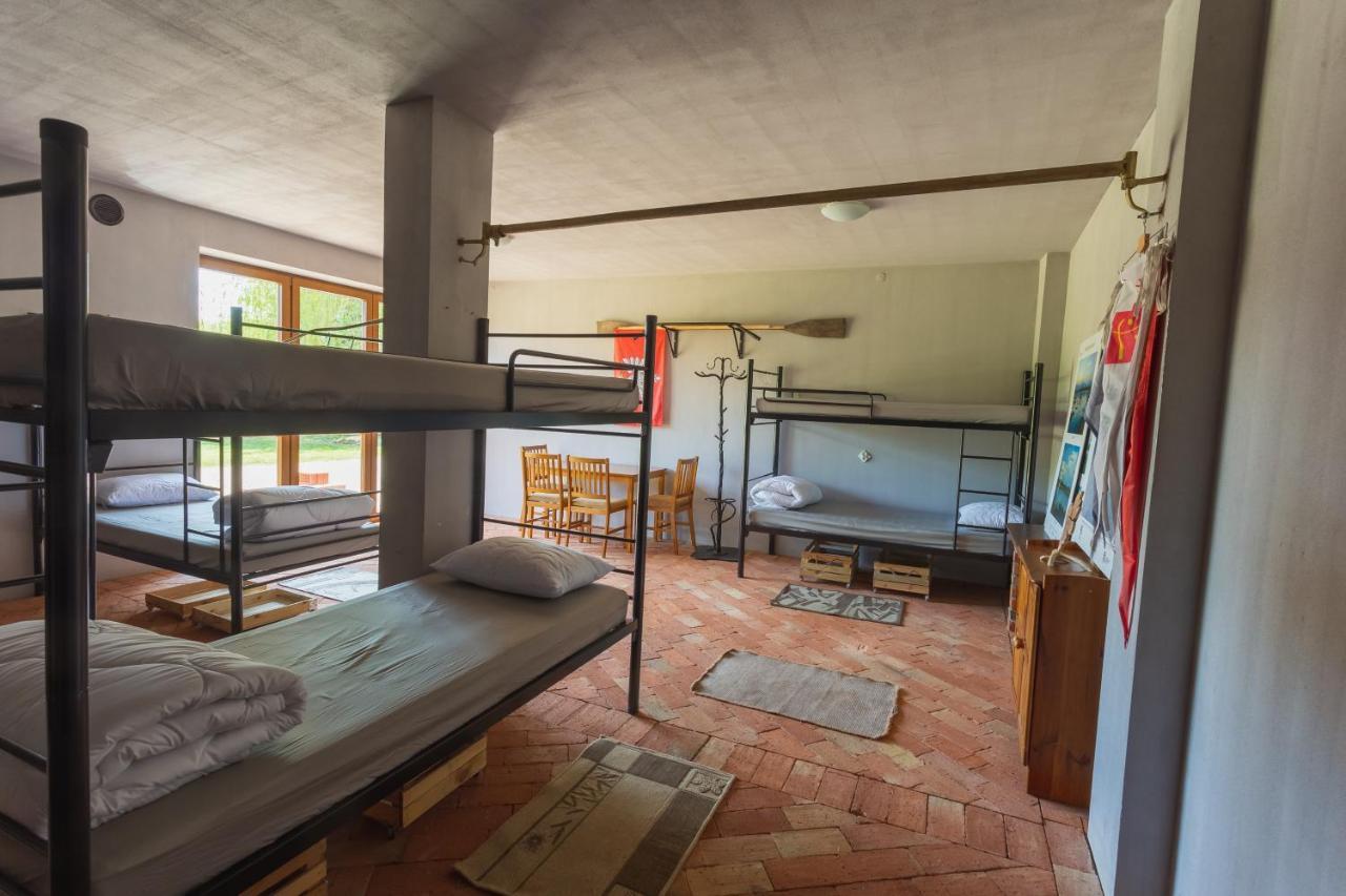 산도미에르즈 Gosciniec Kocmierzow B&B 외부 사진