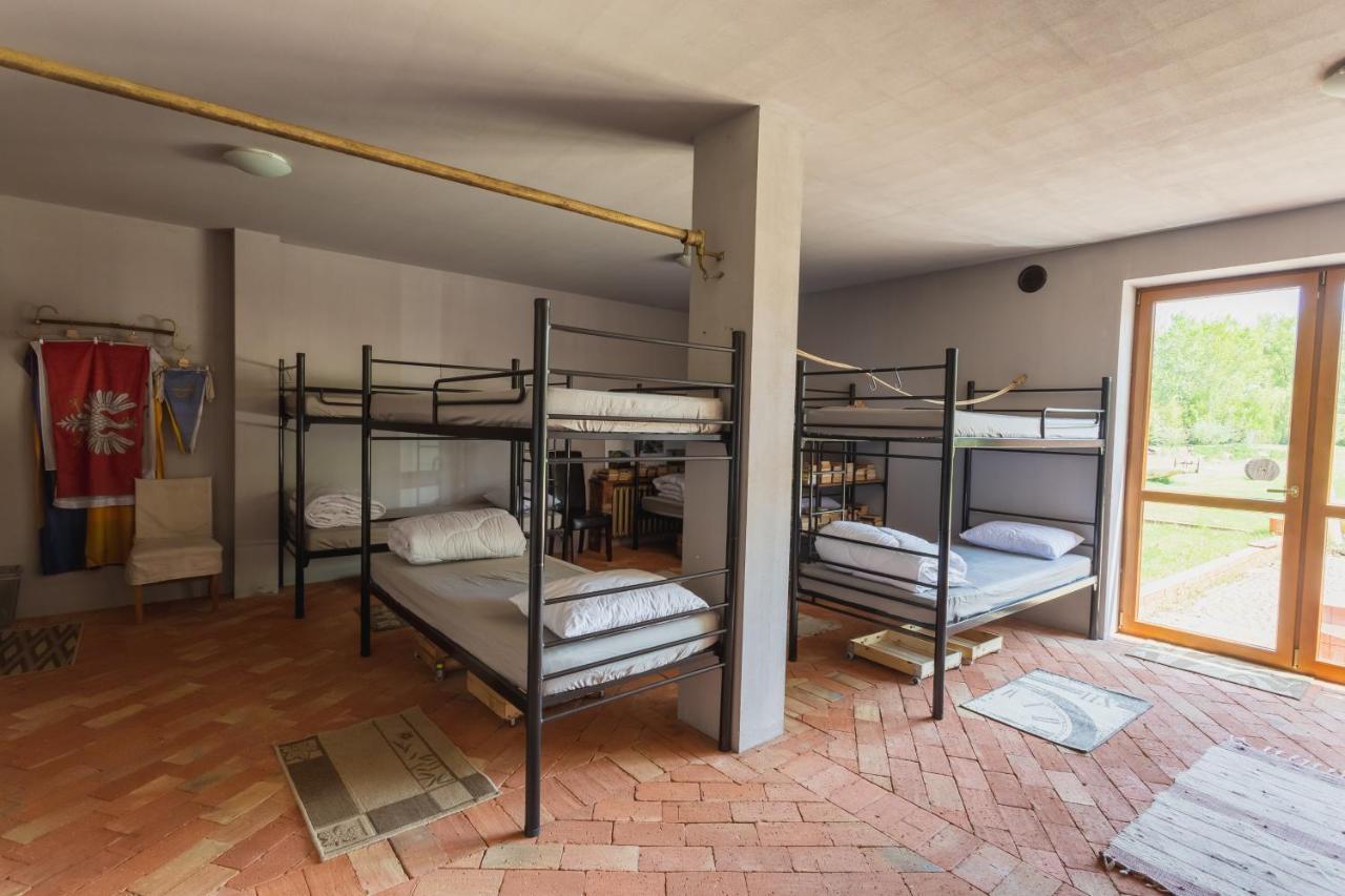 산도미에르즈 Gosciniec Kocmierzow B&B 외부 사진