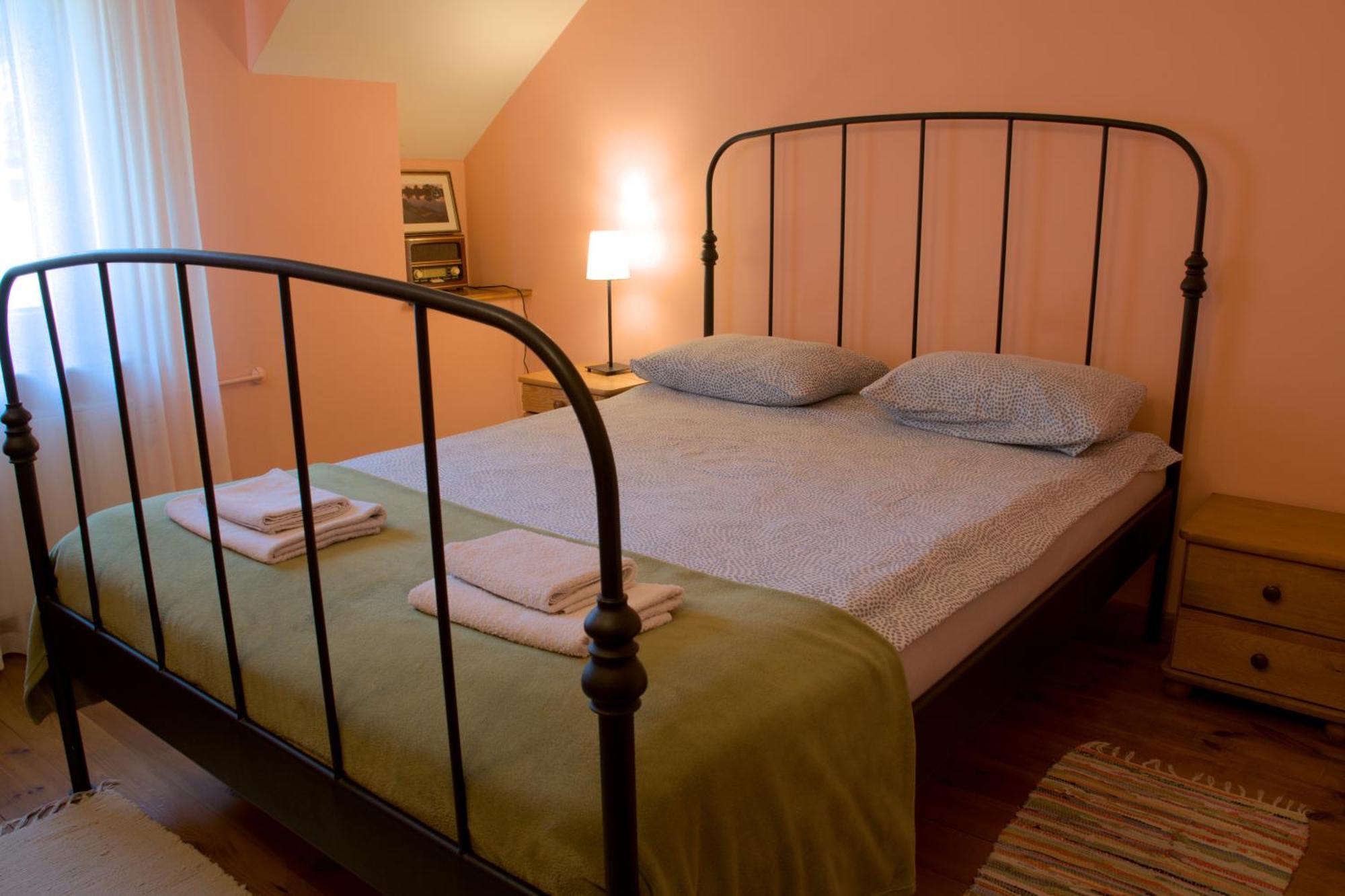 산도미에르즈 Gosciniec Kocmierzow B&B 외부 사진