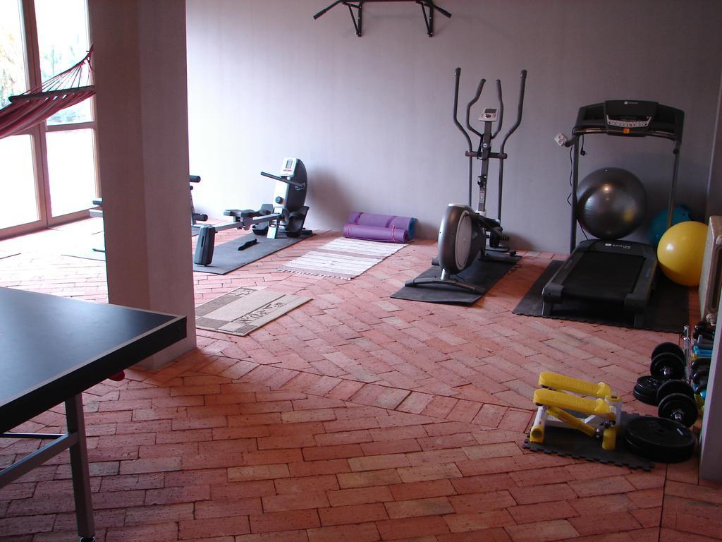 산도미에르즈 Gosciniec Kocmierzow B&B 외부 사진